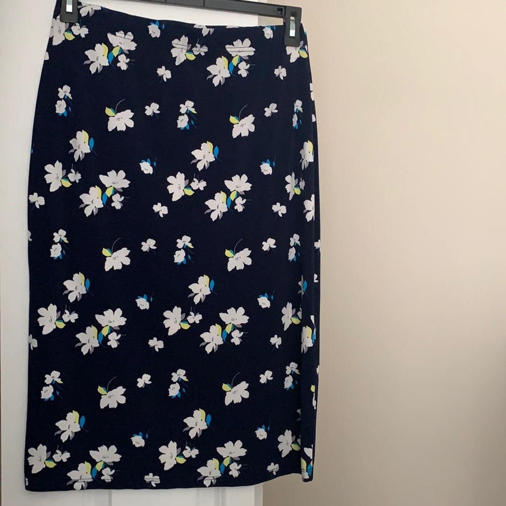 Simply Styled Navy skirt.